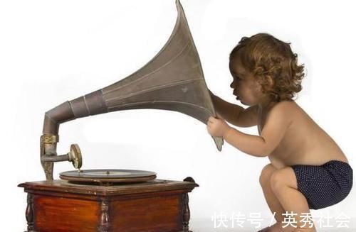 宝宝|孩子发出这些信号,说明孩子发育缓慢,爸妈越早发现,越好治疗