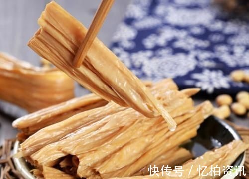 泡腐竹，不要只用清水，教你一个方法，特省时，腐竹好吃有嚼劲