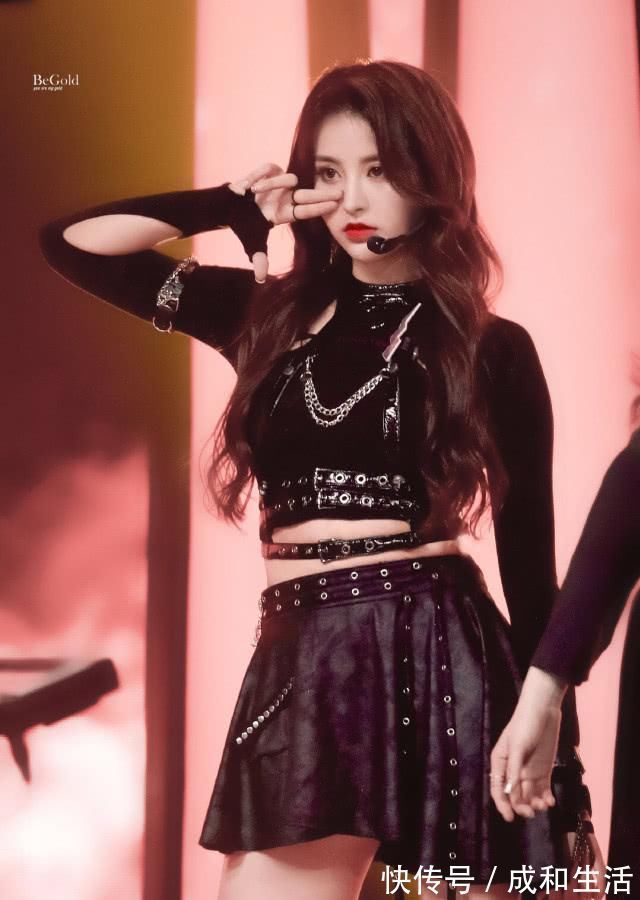 金子涵|有瓜主爆料青春有你成立二团，618晚会人气试水