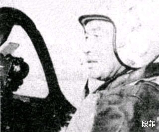 台湾飞行员黄天明,驾战机回归大陆获总理