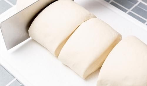 发面,别只用酵母和白糖,多放1样,馒头又白又软,想不香都难