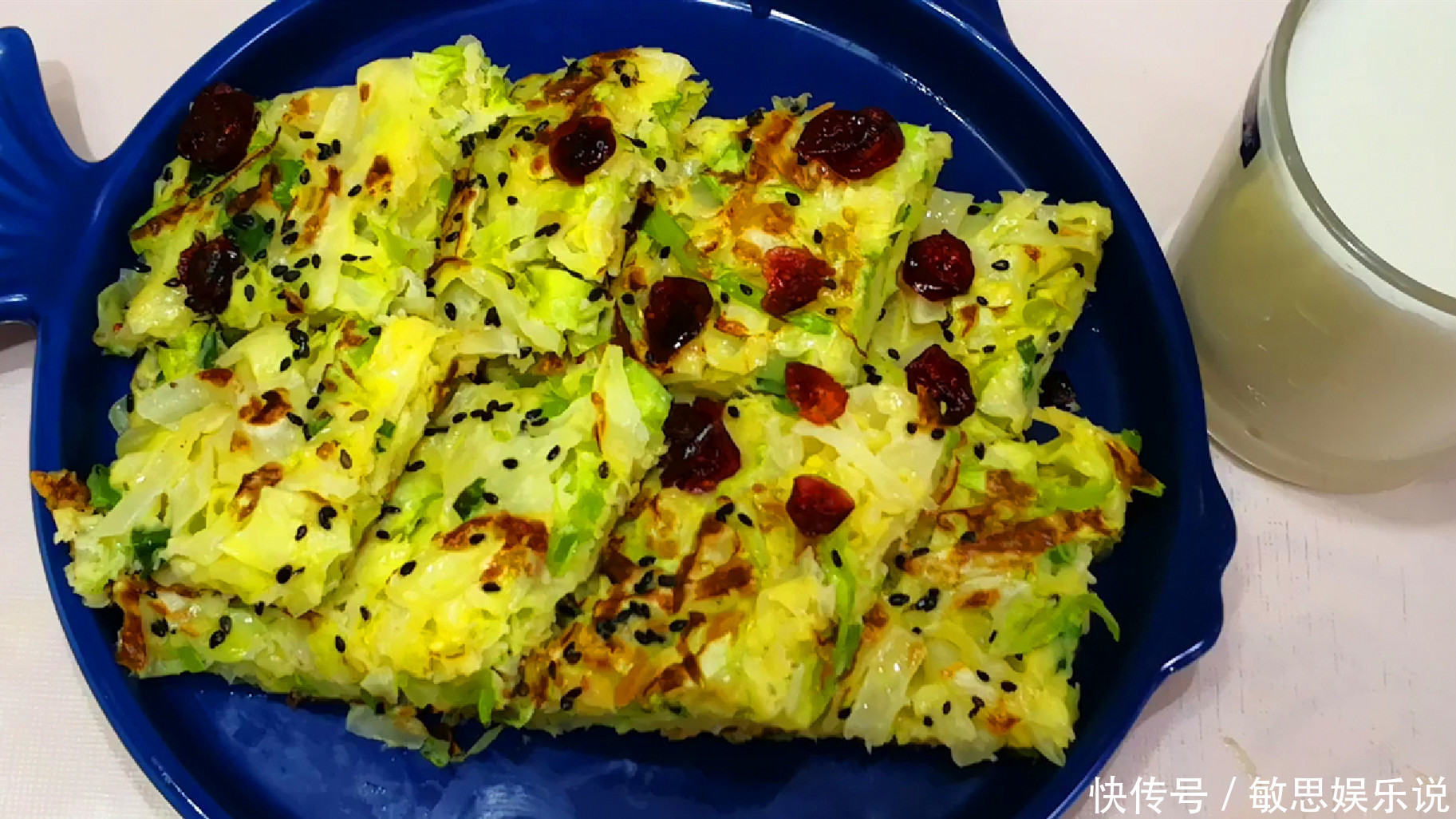 鸡蛋|夏天,包菜别再炒着吃,加2个鸡蛋,出锅比肉还香,上桌瞬间扫光