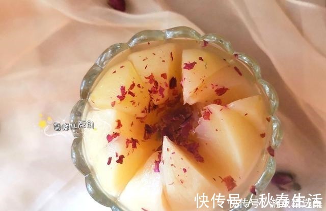 桃羹|这水果遇到别手软，2块钱一斤，多买点囤起来，以后就越来越少了