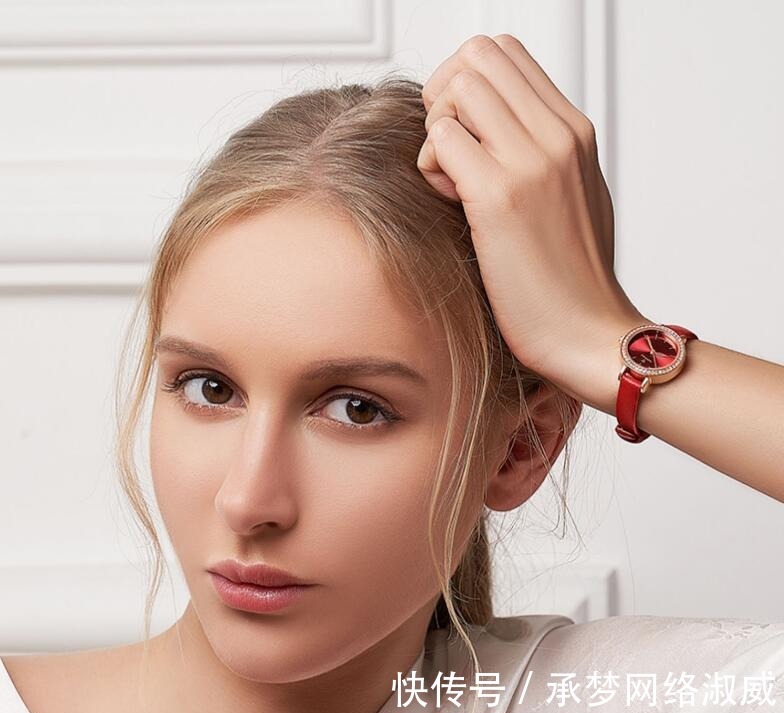 马克华菲|小米有了接班人？马克华菲小金表有样学样，网友：简直是不讲武德