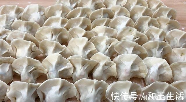 食用油|天气渐凉,我家爱这样包饺子,成本低,味道美,皮薄馅大又营养