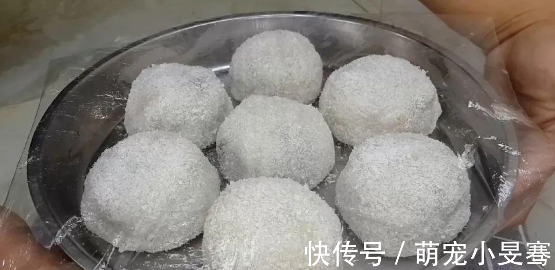 面团|糯米粉这样做才简单，加半碗红豆，软糯又香甜，比吃蛋糕还舒服