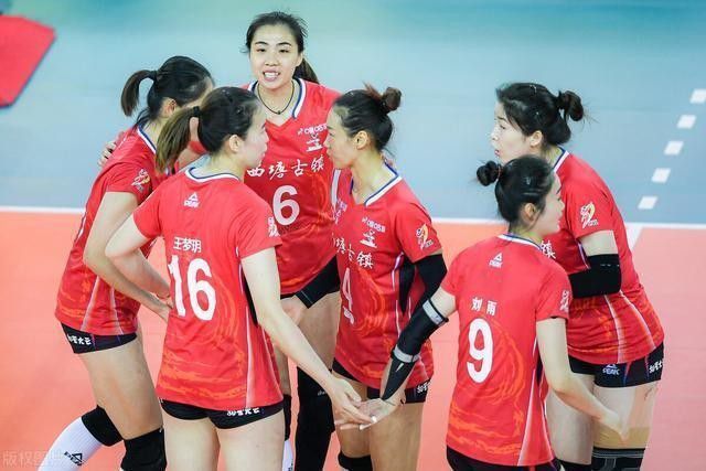 女排|女排新星王梦玥，20岁一鸣惊人，比肩李盈莹，如今23岁因伤病退役