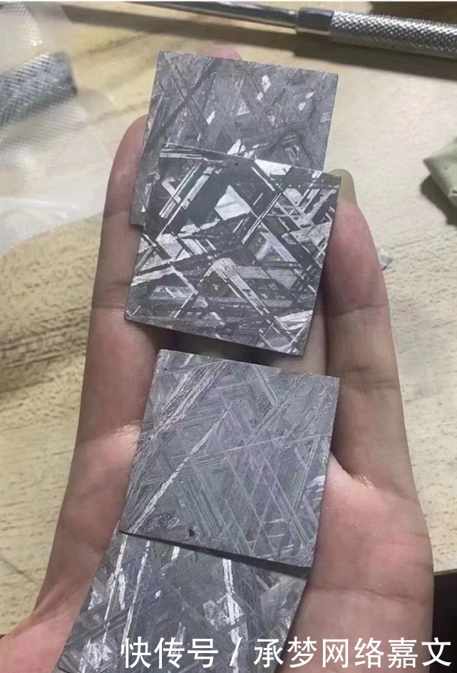 大c论表:中毒!劳力士迪通拿陨石字面制作全过程分享