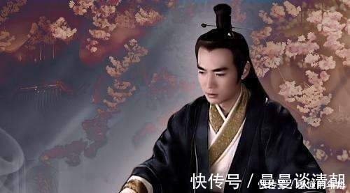 上联@女子上联“张长弓,骑奇马,三更作战”,书生答出下联实在经典!