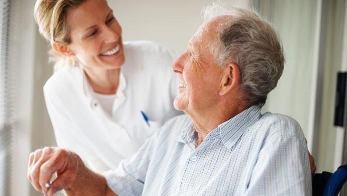 心脑血管疾病|100多岁老人,“眼不花、耳不聋”身体健壮,长寿秘诀两杯水