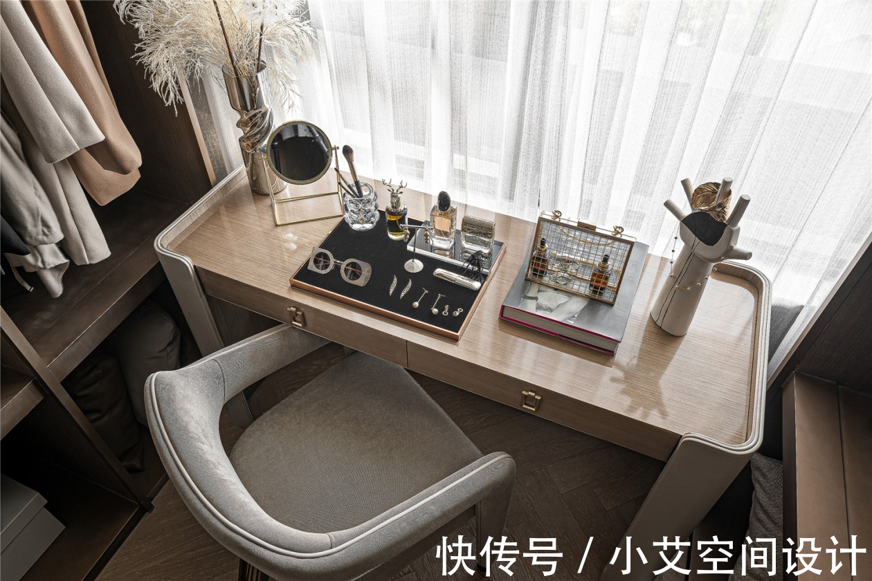 叠墅|174㎡叠墅软装设计,打造现代空间的时尚奢华感!