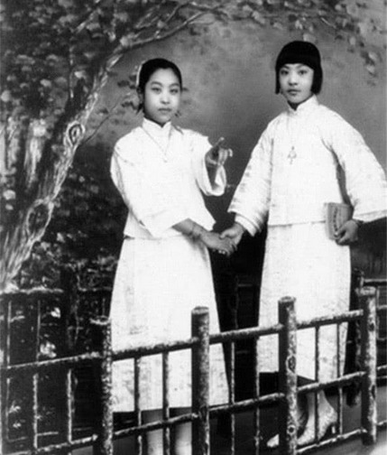 据史料记载|杜月笙,在母女3人之间反复徘徊,最后只将大女儿娶回来