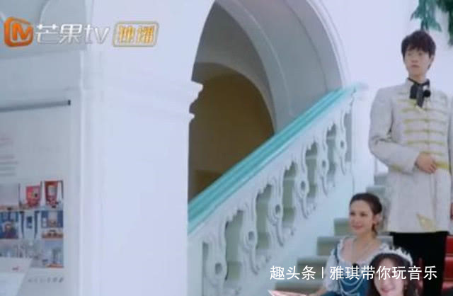 四个人|谢娜应采儿公主裙惊艳，而看到颖儿的服装后，网友节目组过分了