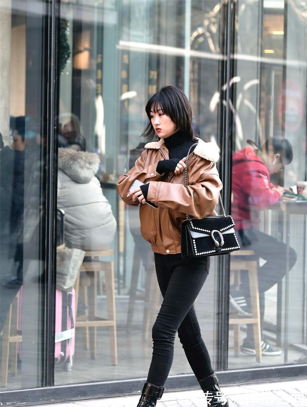 姑娘 身材好的姑娘, 她们的更懂得怎么搭配让自己更时髦!