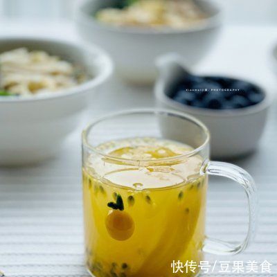 不重样早餐组合｜酸汤肥牛面+茶叶蛋+百香果柠檬水