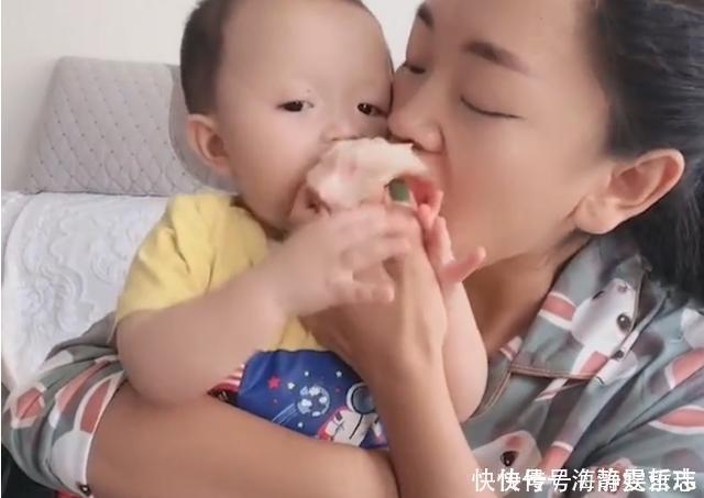 套路|有种“不靠谱”叫小姨带娃，各种不按套路出牌，这届宝宝太难了