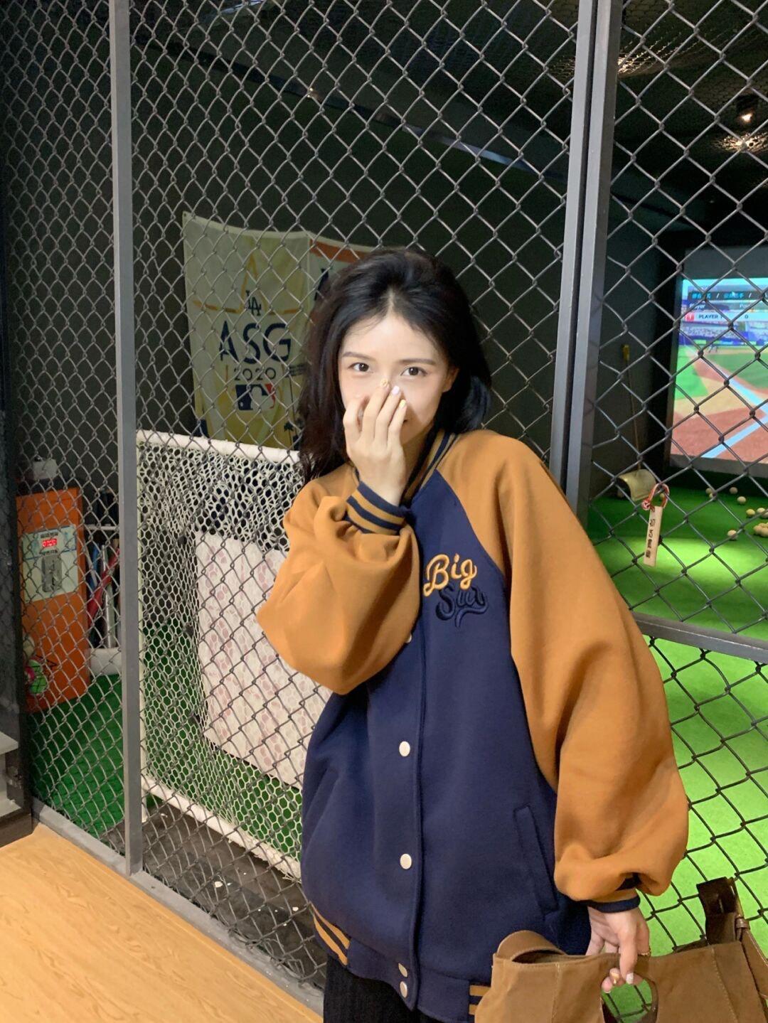 卡通 秋冬想要穿得俏皮又可爱?一定不能错过这件卡通针织衫!