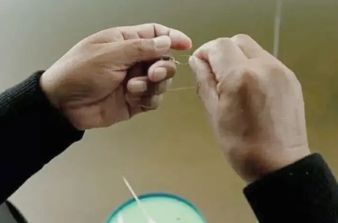 悄悄告诉你:其实不管在哪钓,铅坠这样调整后,一根鱼竿钓到手酸