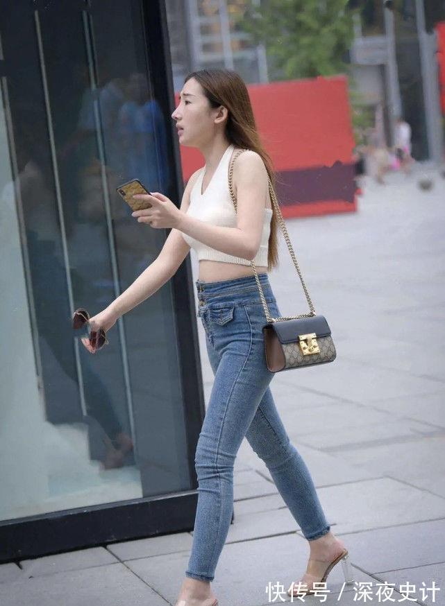 小个子|“苹果型”身材别担心,只要搭配得当,这样穿青春时尚又显高