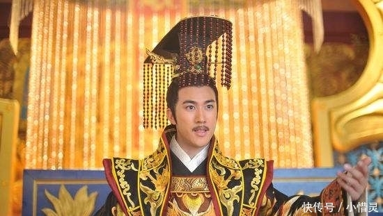 唐高宗李治|皇帝给老人两个梨，让他分给900个人吃，老人一招就化解这个难题