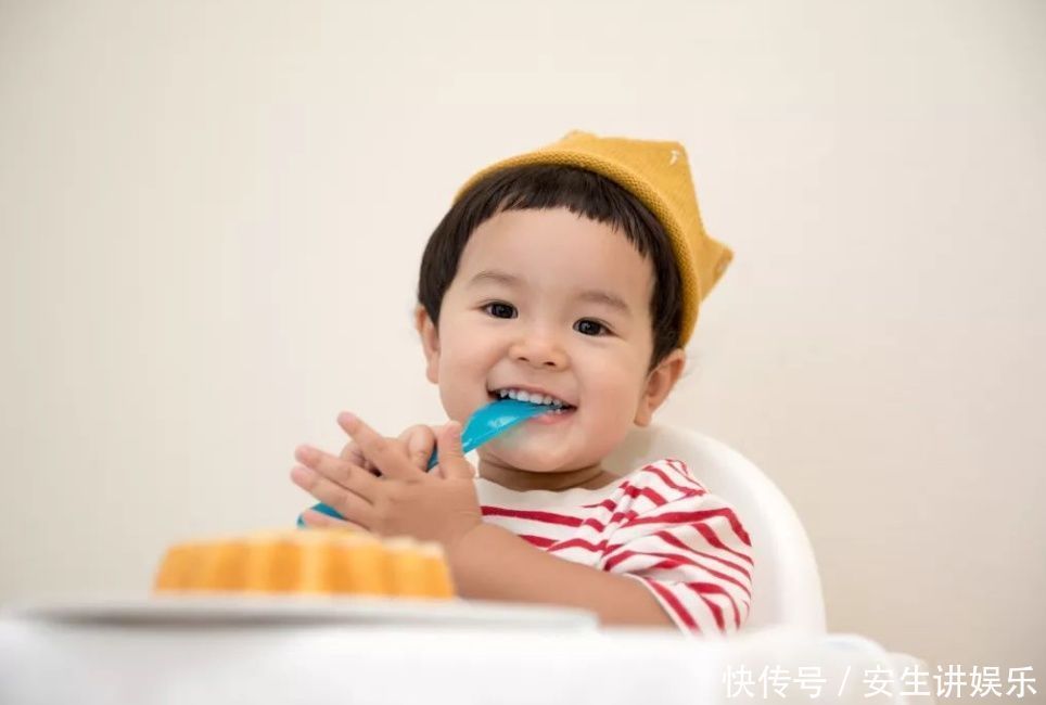 关键期|三岁是孩子牙齿关键期，习惯对了换牙也是一口没蛀虫的“大白牙”