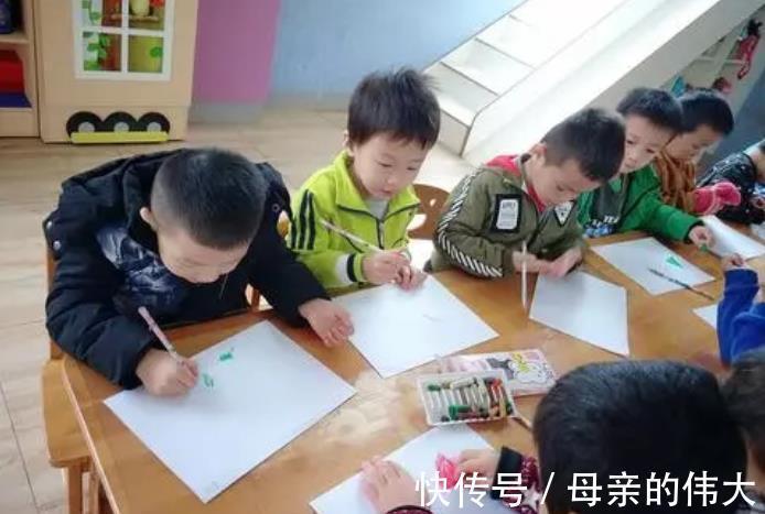 家长|孩子总有爱问问题,除了对事物好奇,更多的是想得到父母的关注