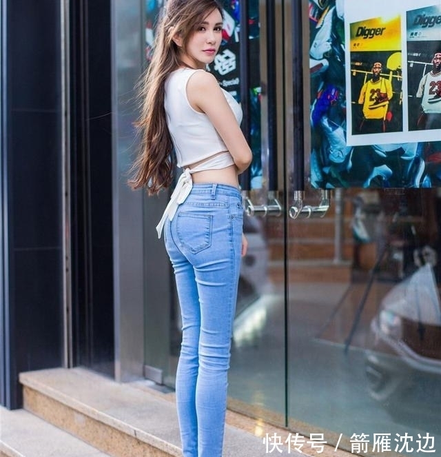 修长|有着修长身条的牛仔裤,展现出迷人的小蛮腰!