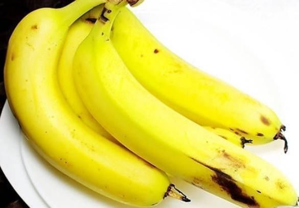 禁食者|常吃香蕉会有7大好处，但有3种人不能吃，不然会让病情加重！