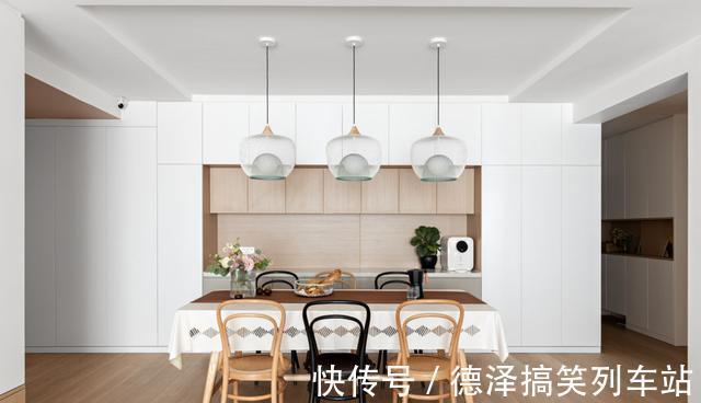 柜子|越来越多人给客厅设计柜子,沙发离墙摆放后,真的超实用