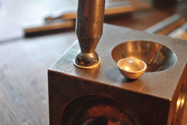 可拆|这件暗藏机关的项链,又变手链的可拆搭扣