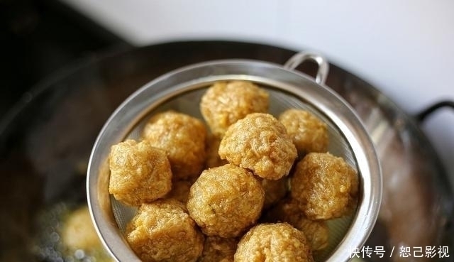 萝卜丸子|这菜此时正当季,好吃不贵,做成小吃,香气十足好解馋,快来试试