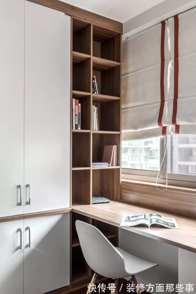 书房|用角落空间设计出个小书房,简直太实用了!节省空间,1㎡不浪费