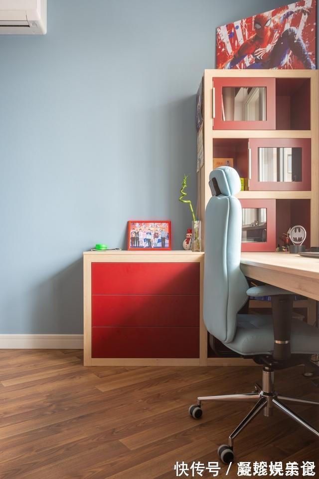 墙面|130平各个空间几乎空无杂物,我是没看出来,屋主一家已住10年