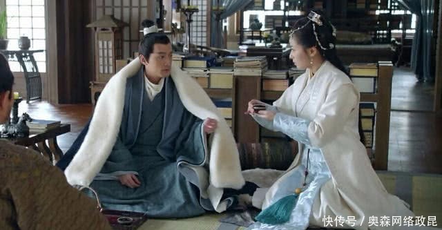 放在|古人喜欢把钱放在袖子里，他们不担心掉下来吗？原来里面暗藏玄机