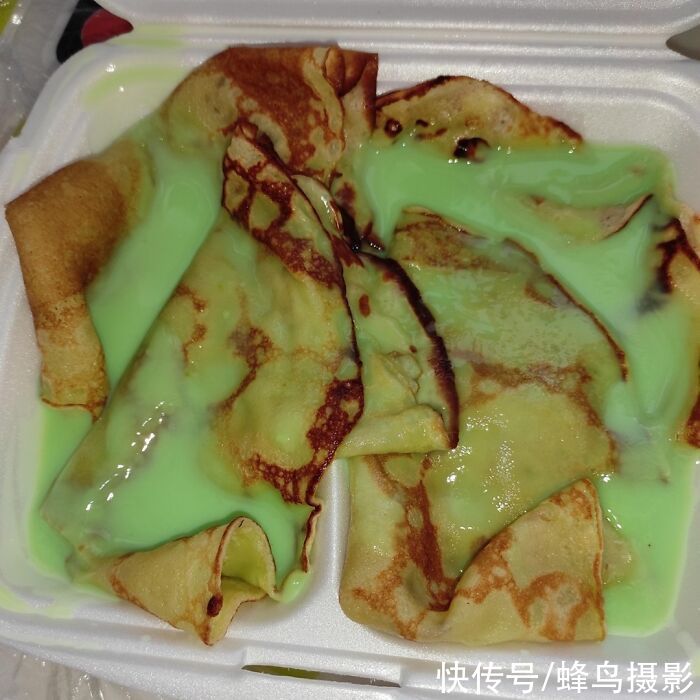 黑暗料理|35个活久未见的西餐，黄瓜中间塞着香肠，美国鸡蛋灌饼跟谁学的