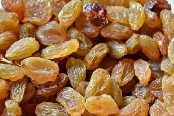 葡萄|一把葡萄干竟然4种功效,补血益气抗衰老,爱美的人要多吃!