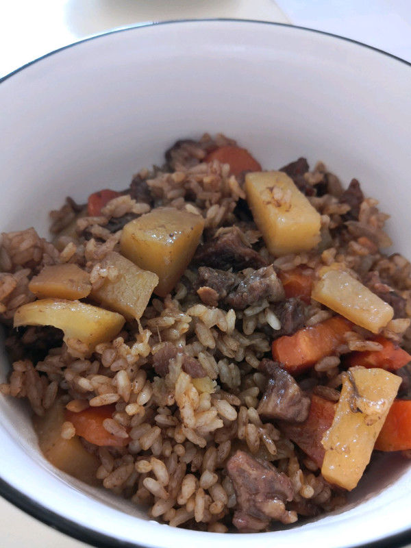 土豆牛肉|土豆牛肉煲仔饭