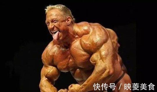 马库斯|有多少人能接受这样的肌肉男巨石强森管他呢,打不过我