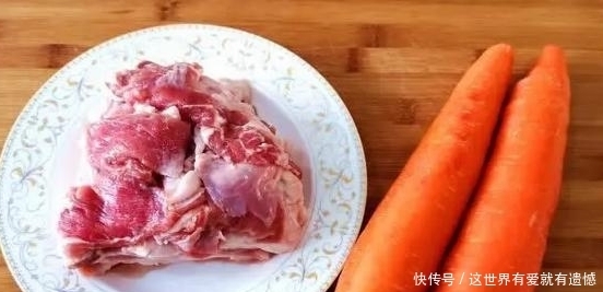 天冷吃羊肉，除了这3味料，其他的别乱放，羊肉鲜美无膻味，真香