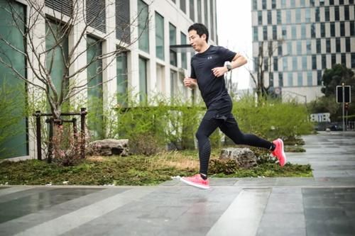 UA Flow｜没有外底？没有问题！