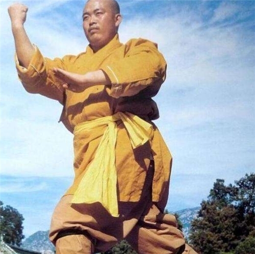 释永信练功照流出:看起来像个高手,曾自曝精通100种少林绝技