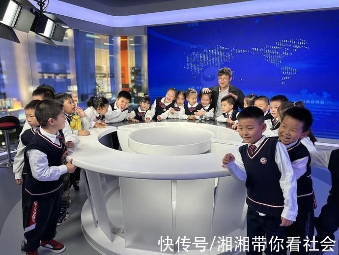 與學(xué)生課外拓展有關(guān)的新項(xiàng)目來了，近期免費(fèi)預(yù)約!