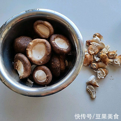 简单省事懒人菜香菇猪肉水饺,一次就上瘾