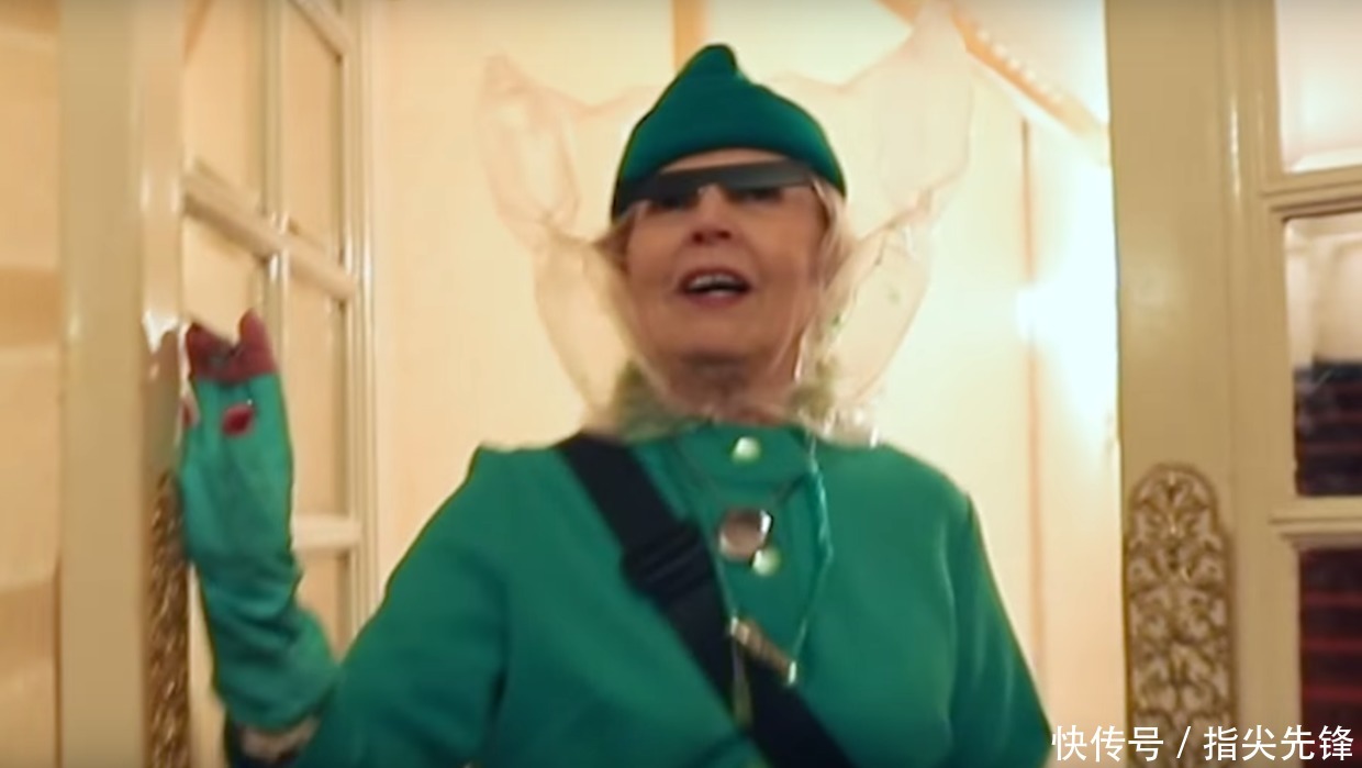 100块把土鳖宅男变鲜肉超模,英国俩沙雕小哥把时尚圈玩坏了