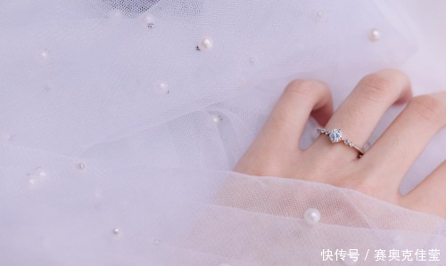 日本轻奢婚戒品牌I-PRIMO 谱写春的诗篇!