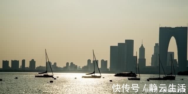 别柳枝&牛!他写诗劝白居易莫怕老,却激起天下所有老人的豪情,名句流传