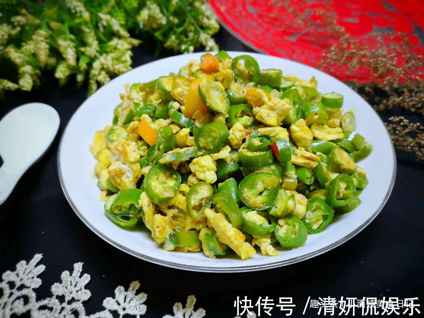 小面姨美食日记|便秘最怕这菜，一周吃2次，排空黑宿便，口臭没了，大肚腩不见了