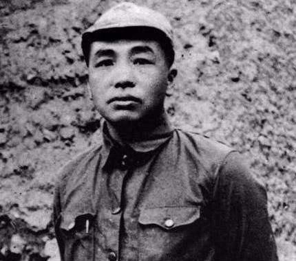 革命|红军中第一位女师长是谁,彭老总称她是难得的女将