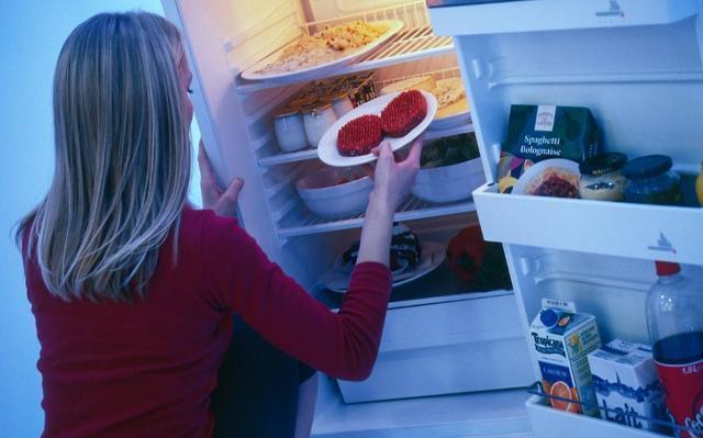 糖尿病|血糖高的人，睡觉时会有3种异常，若没有，血糖控制得还不错！