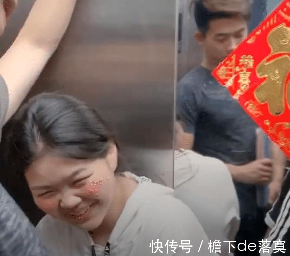 电梯间|有一种绝望叫被7名健身教练堵在电梯间！女孩花钱受罪！
